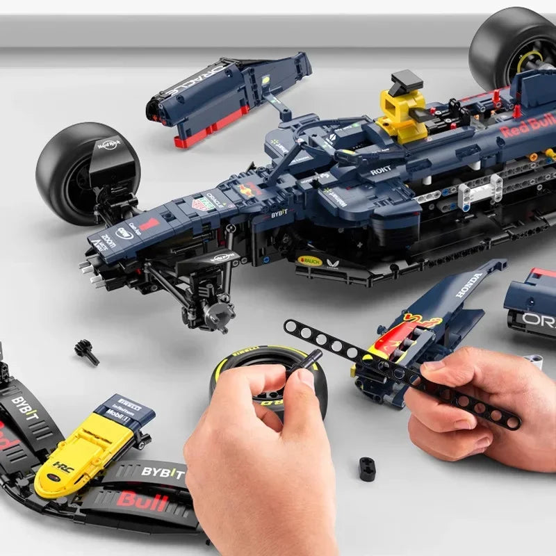 RedBull RB19 Master Build